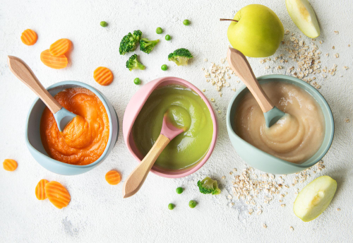 8 Rekomendasi Menu MPASI 6 Selama Sebulan, Bikin Si Kecil Bernutrisi