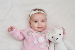 10 Perlengkapan Bayi Perempuan yang Wajib Disiapkan!