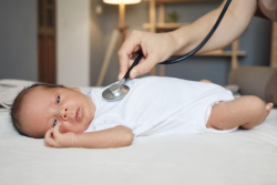 Mengapa Kunjungan Neonatus Krusial untuk Si Kecil? Simak Penjelasannya!