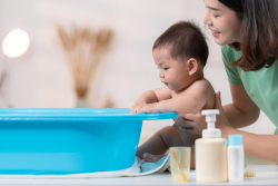 Ini Saat yang Tepat Untuk Borong Perlengkapan Mandi Bayi
