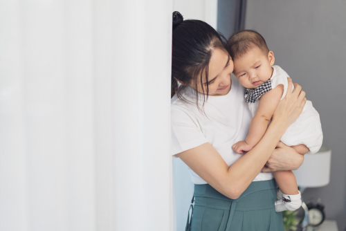 Mendidik anak usia 5-6 bulan bagaimana ya mom, sharing yuk