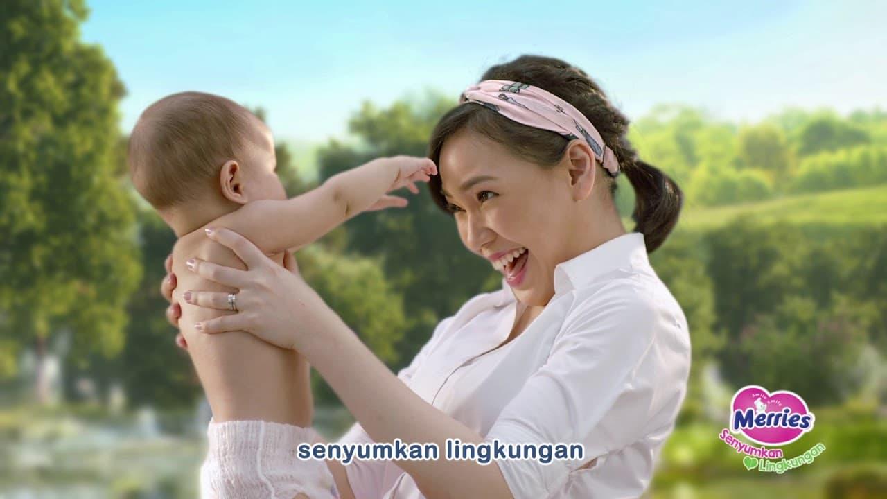 Merries Senyumkan Lingkungan